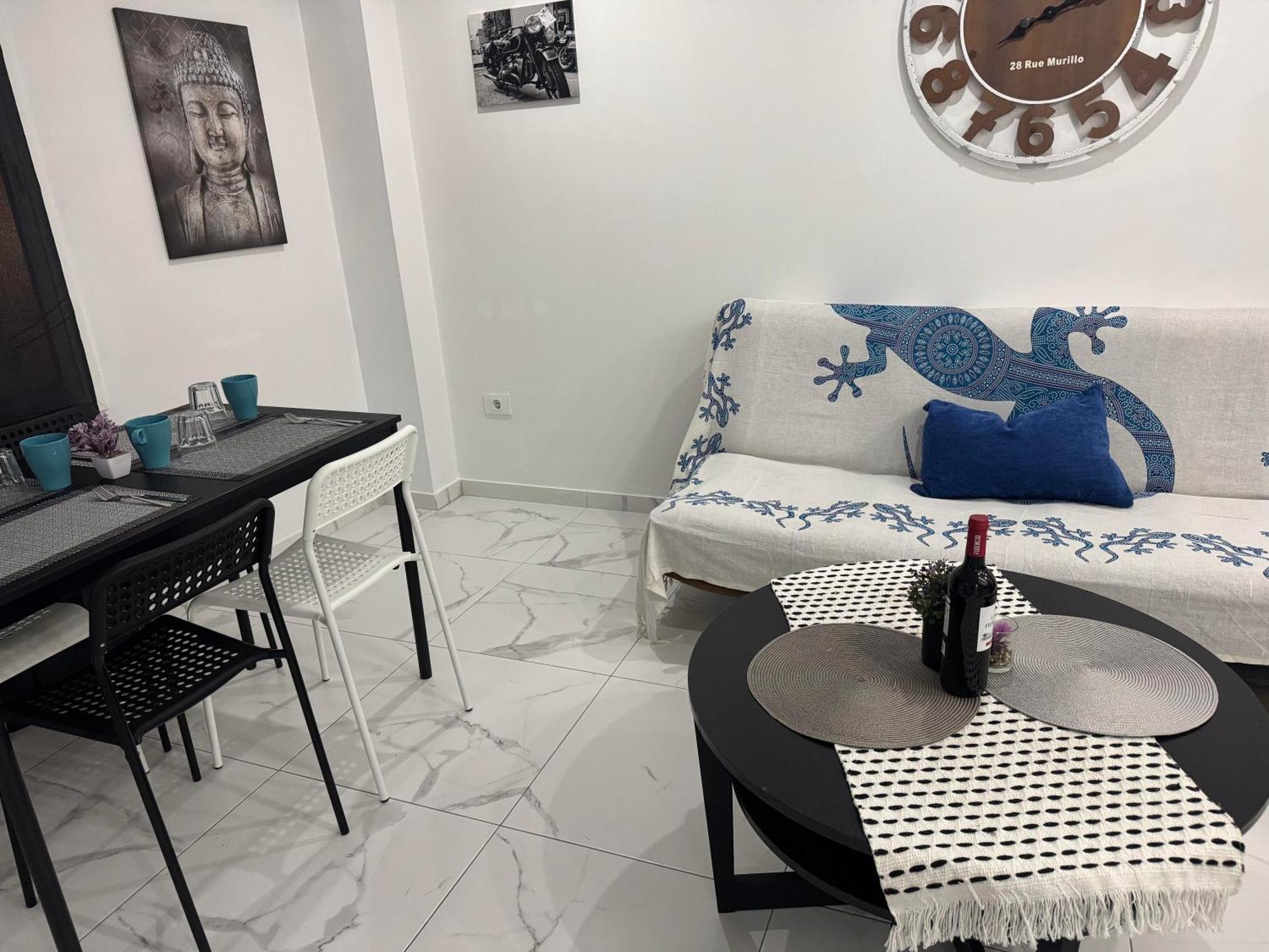 Heart Of Cristianos Modern Close To The Sea In Tenerife Apartamento Los Cristianos (Tenerife)