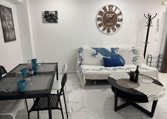 Heart Of Los Cristianos Modern Apartment Close To The Sea In Tenerife
