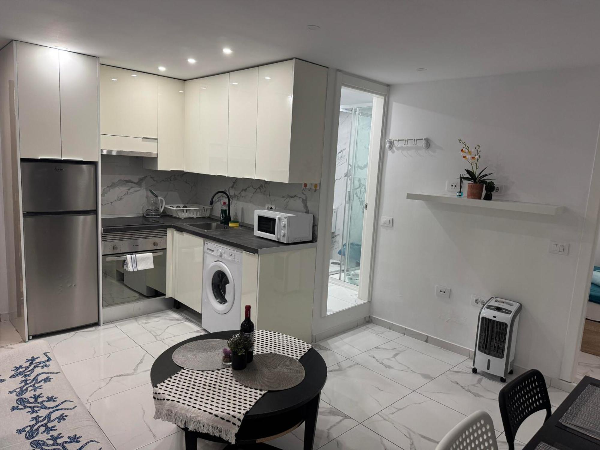 Heart Of Cristianos Modern Close To The Sea In Tenerife Apartament *